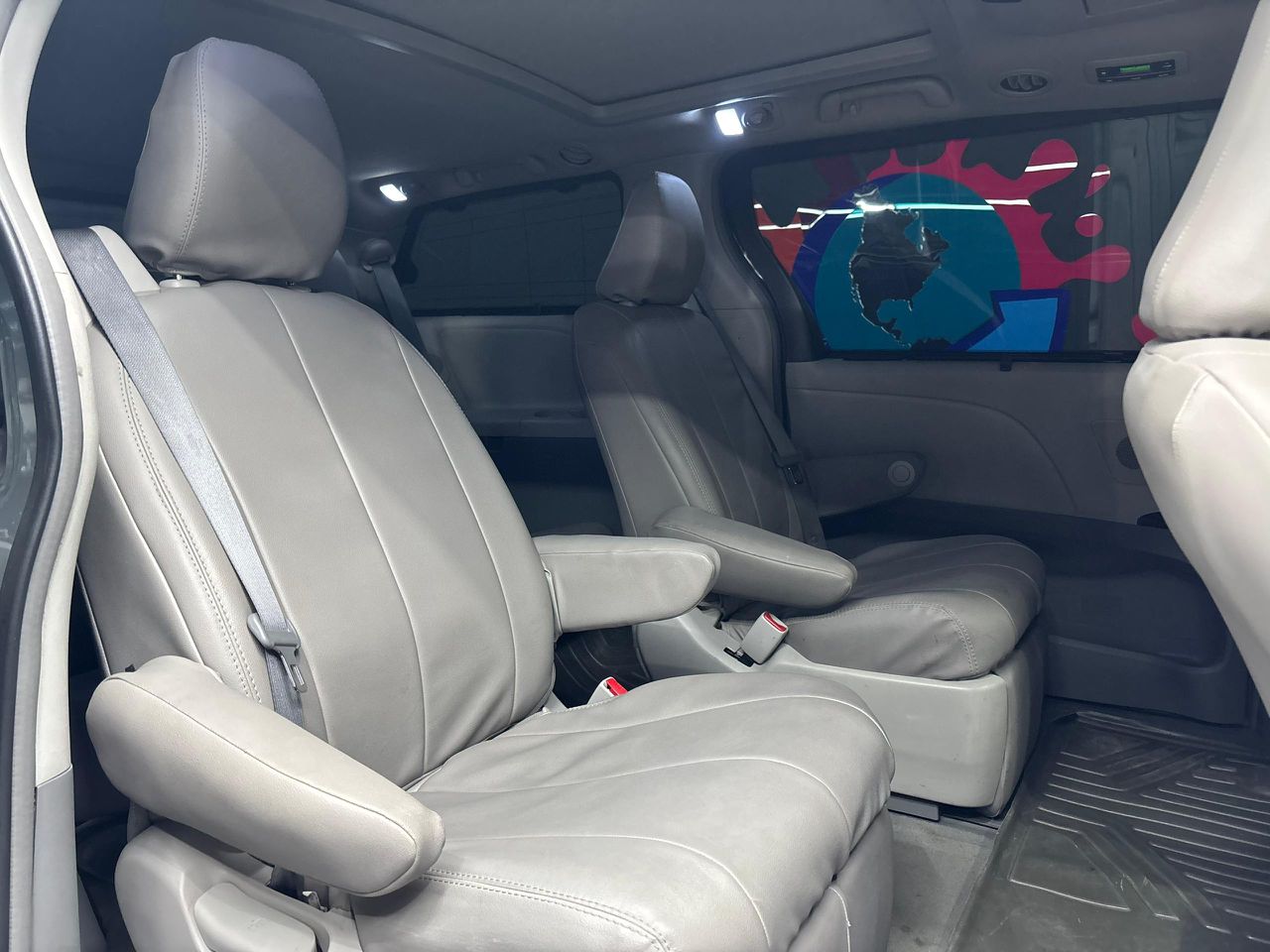 Toyota Sienna Limited AWD Blindada Nivel III – Año 2014