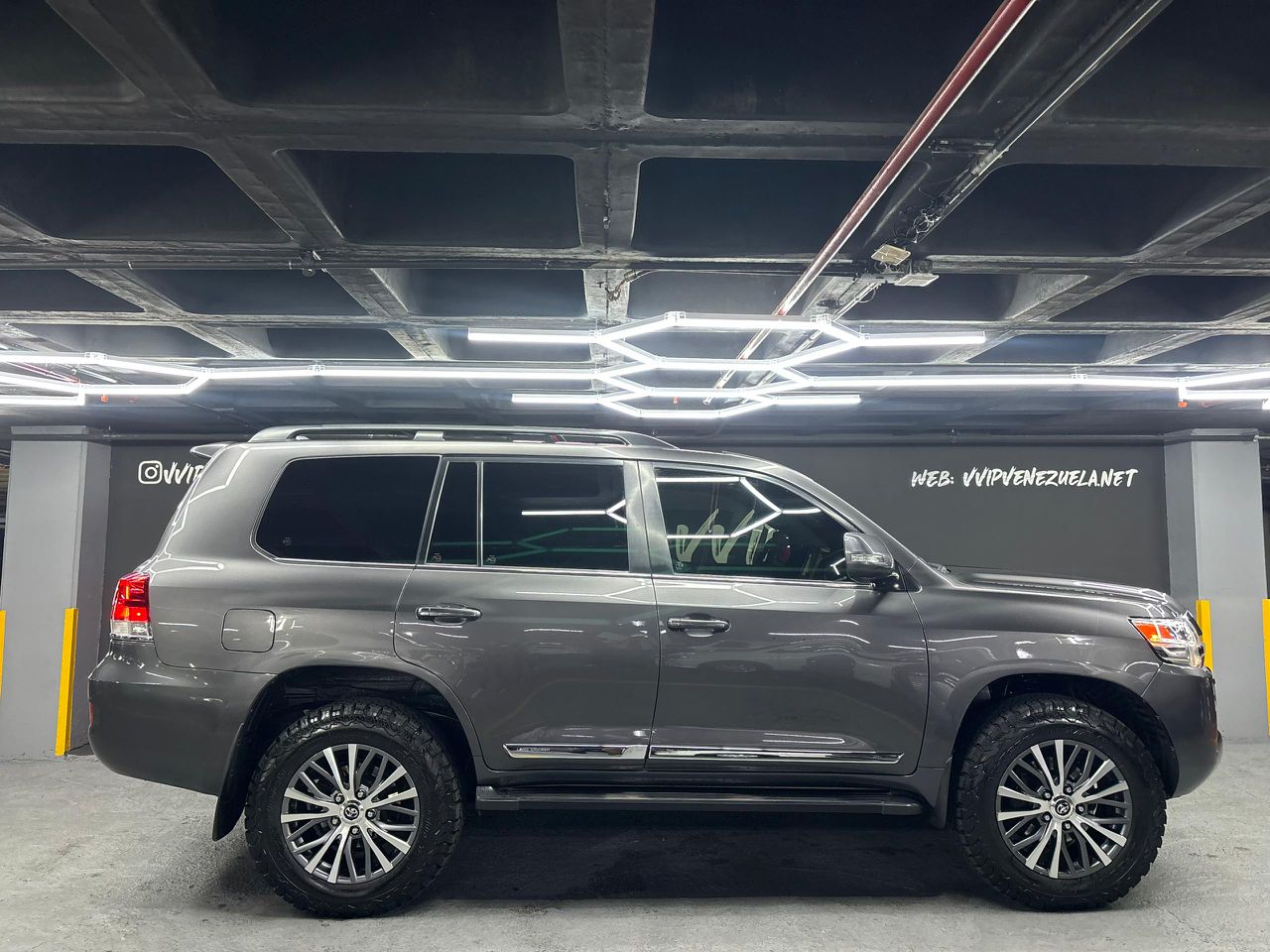 Toyota Land Cruiser V8 – Año 2018