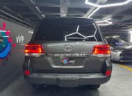 Toyota Land Cruiser V8 – Año 2018