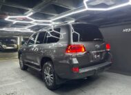 Toyota Land Cruiser V8 – Año 2018