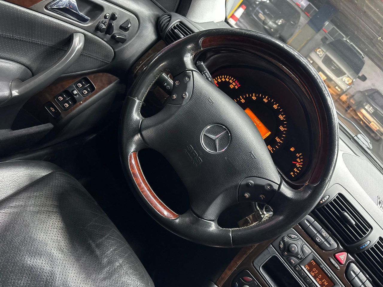 Mercedes Benz C320 V6 – Año 2002