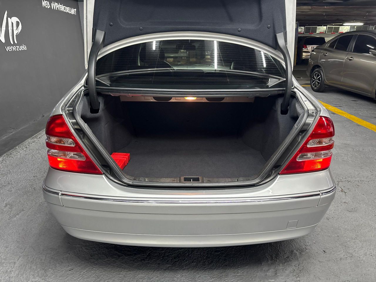 Mercedes Benz C320 V6 – Año 2002