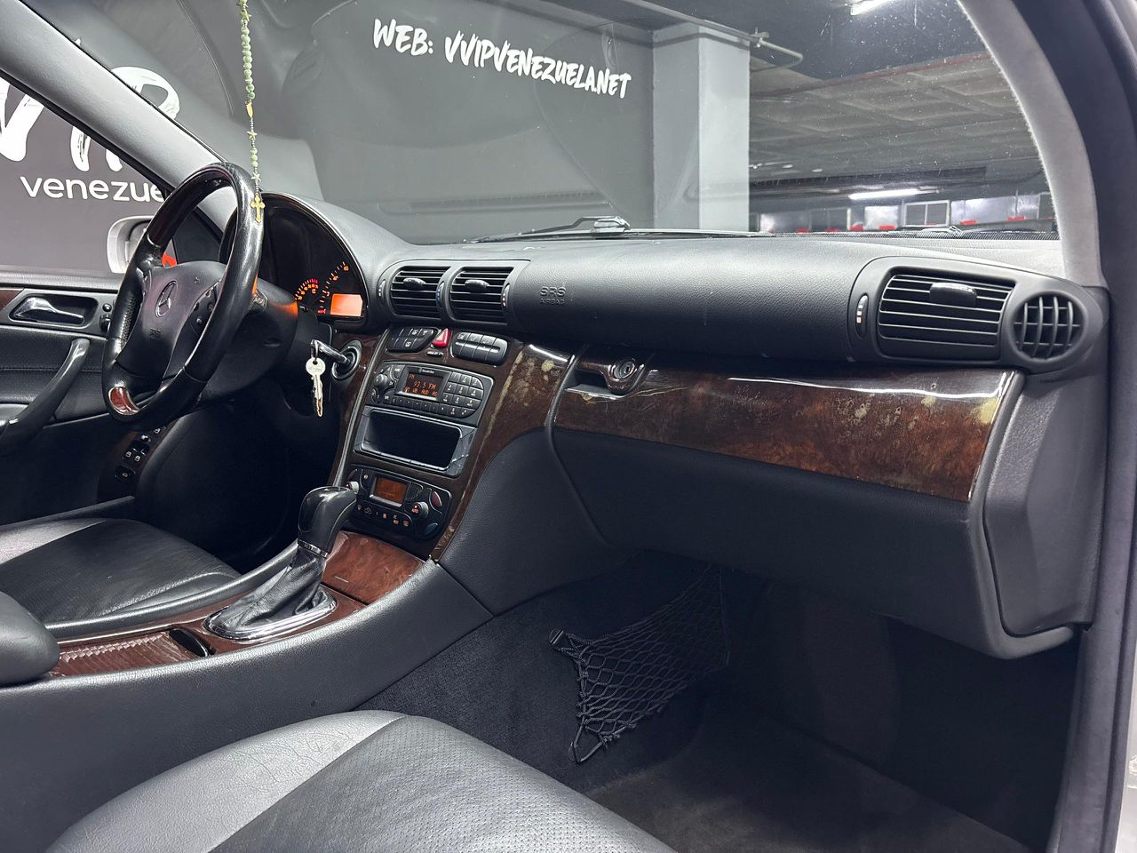 Mercedes Benz C320 V6 – Año 2002