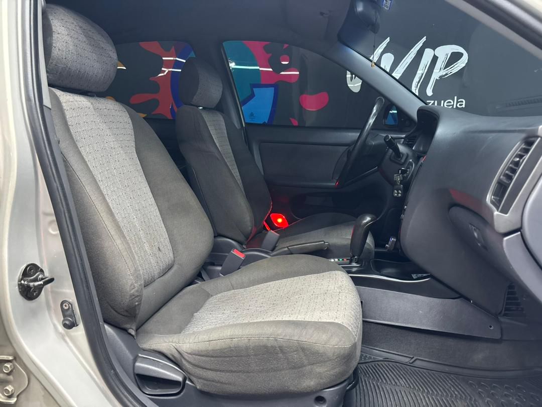 Hyundai Elantra – Año 2006