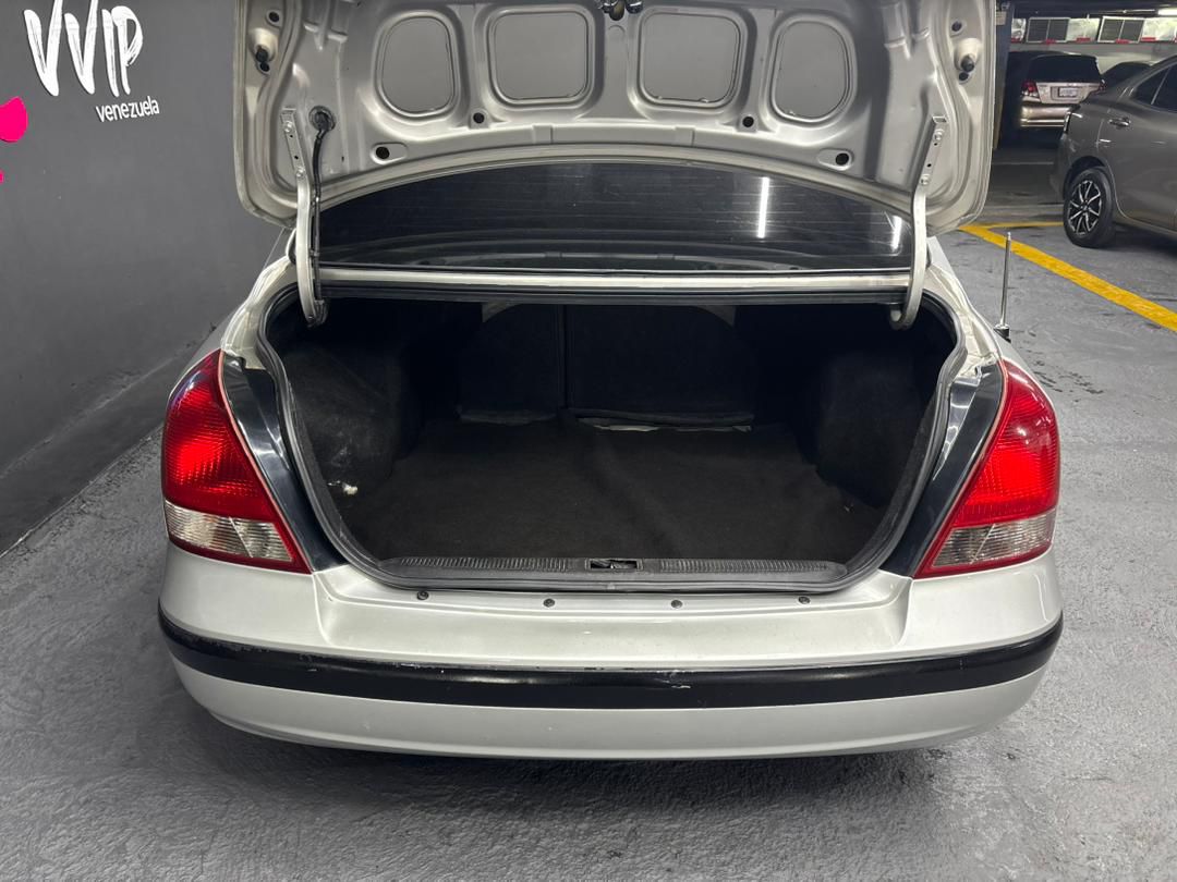 Hyundai Elantra – Año 2006