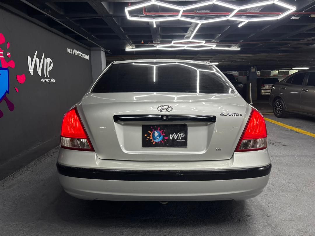 Hyundai Elantra – Año 2006