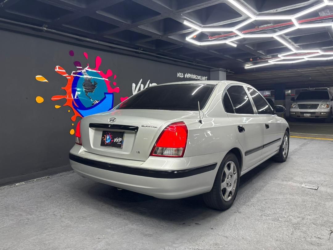 Hyundai Elantra – Año 2006