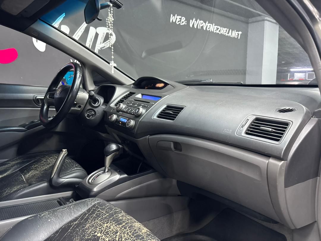 Honda Civic EX 1.8 – Año 2006