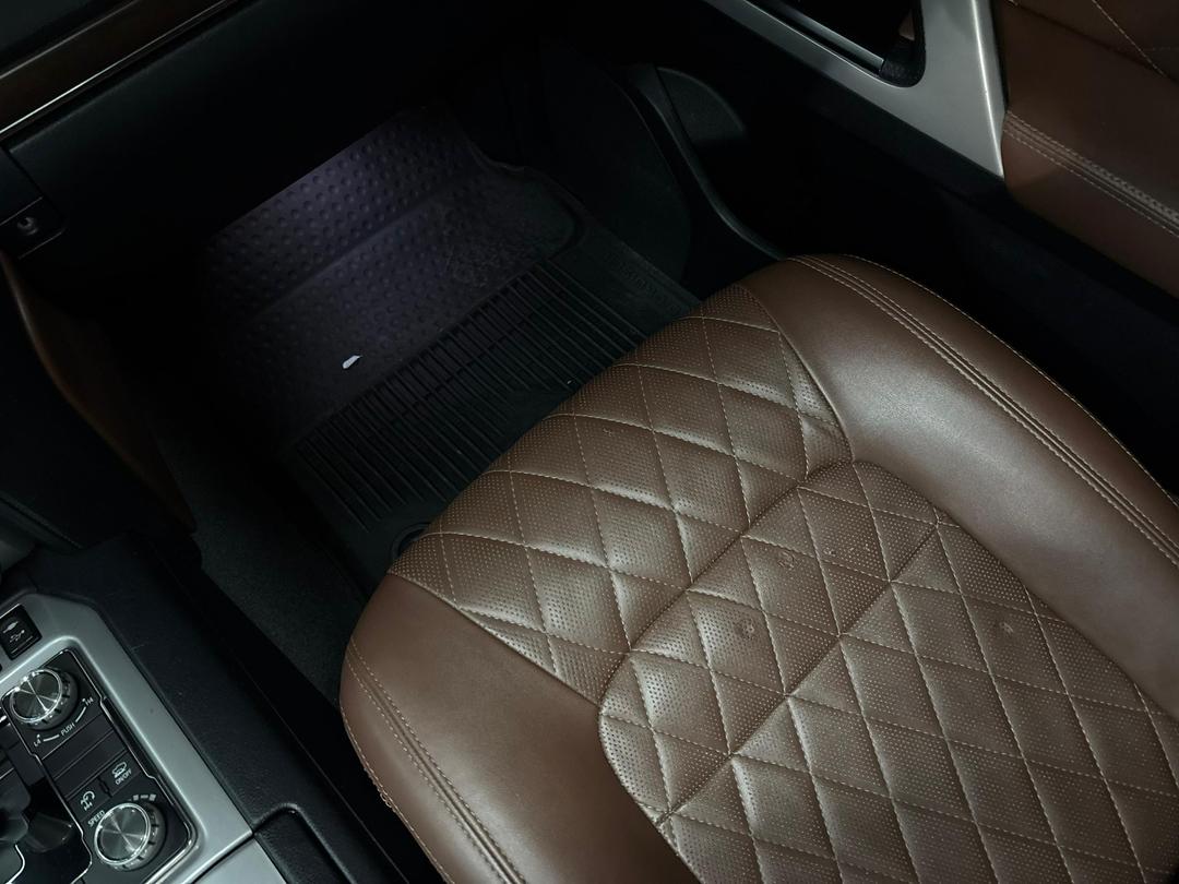 Toyota Land Cruiser GXR V8 – Año 2018