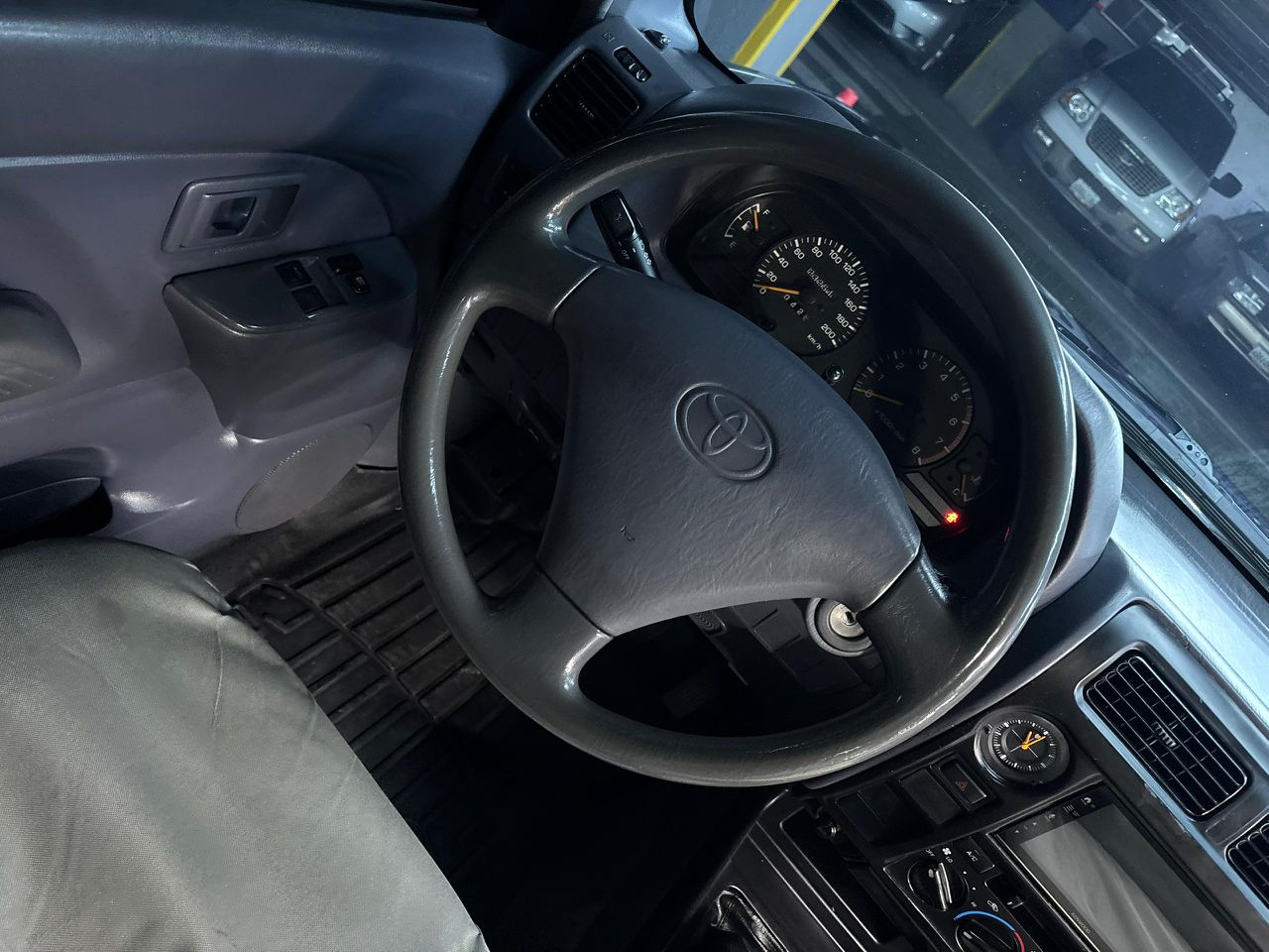 Toyota Meru – Año 2008