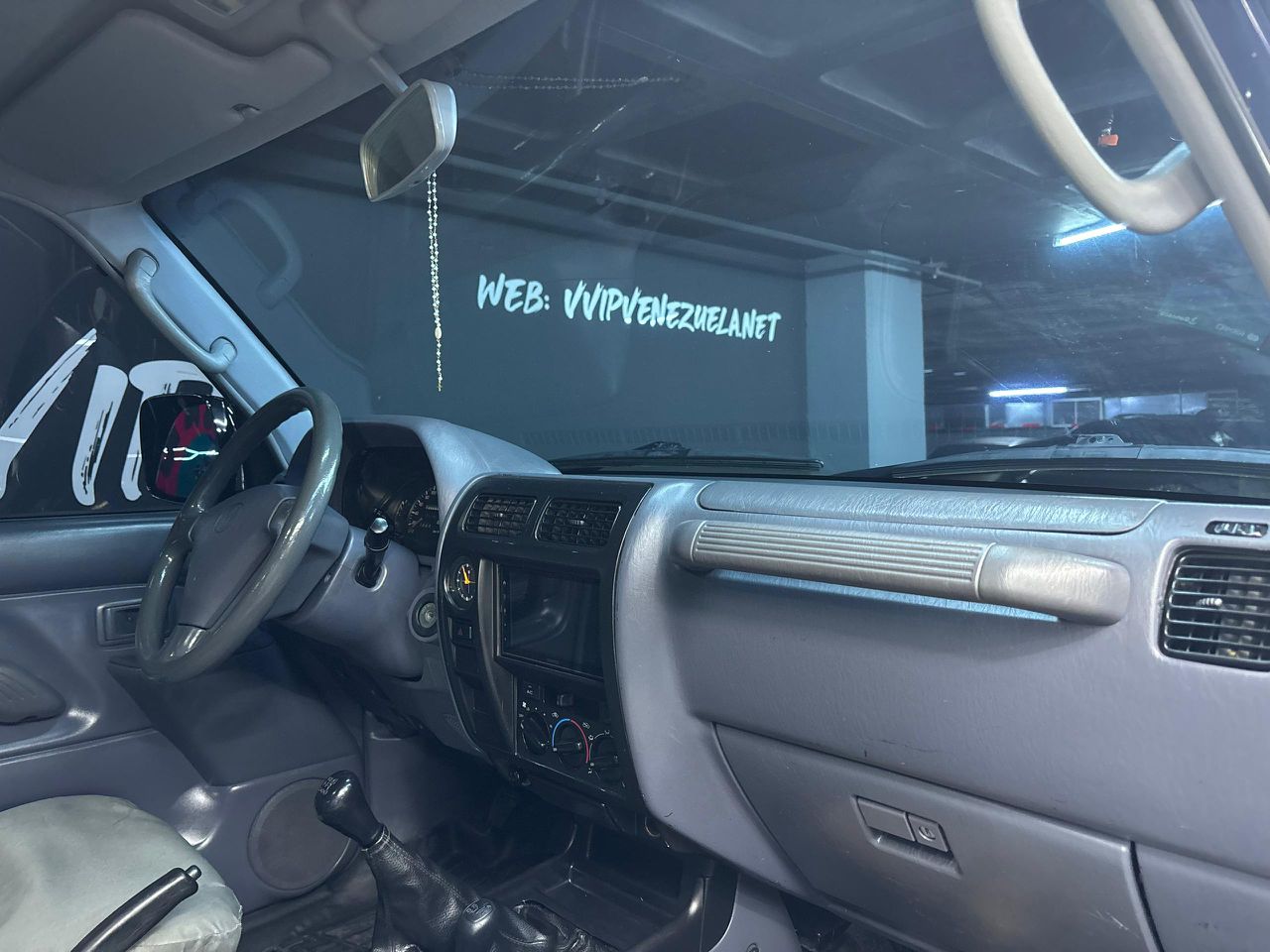 Toyota Meru – Año 2008