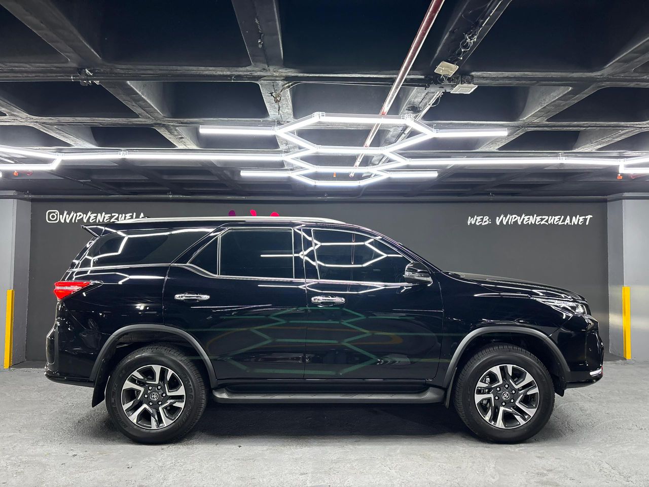 Toyota Fortuner SRX V6 – Año 2026