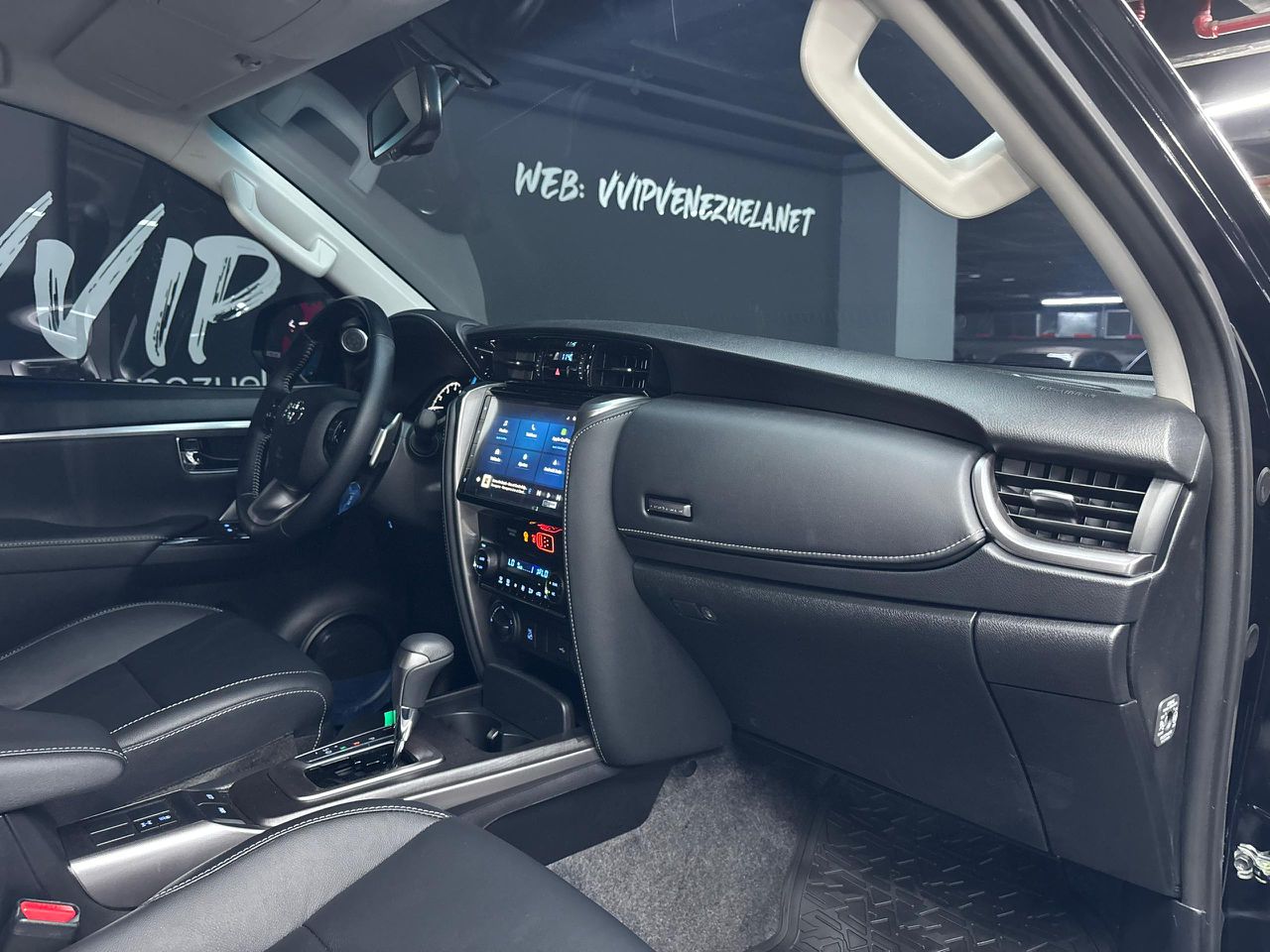 Toyota Fortuner SRX V6 – Año 2026