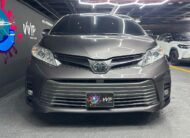 Toyota Sienna XLE- Año 2019