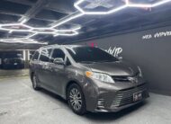 Toyota Sienna XLE- Año 2019