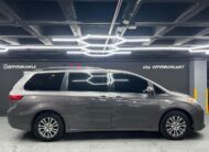 Toyota Sienna XLE- Año 2019