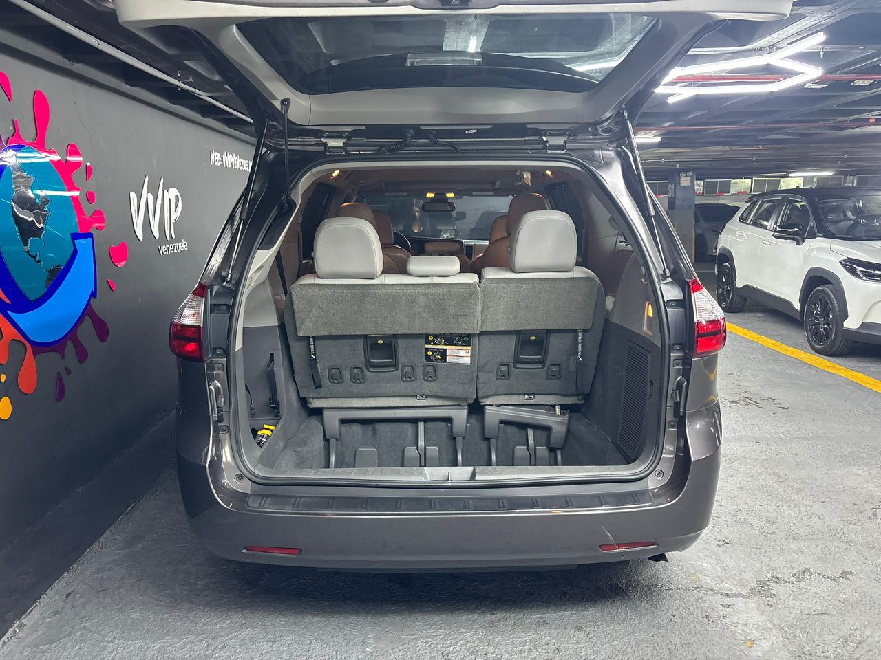 Toyota Sienna XLE- Año 2019