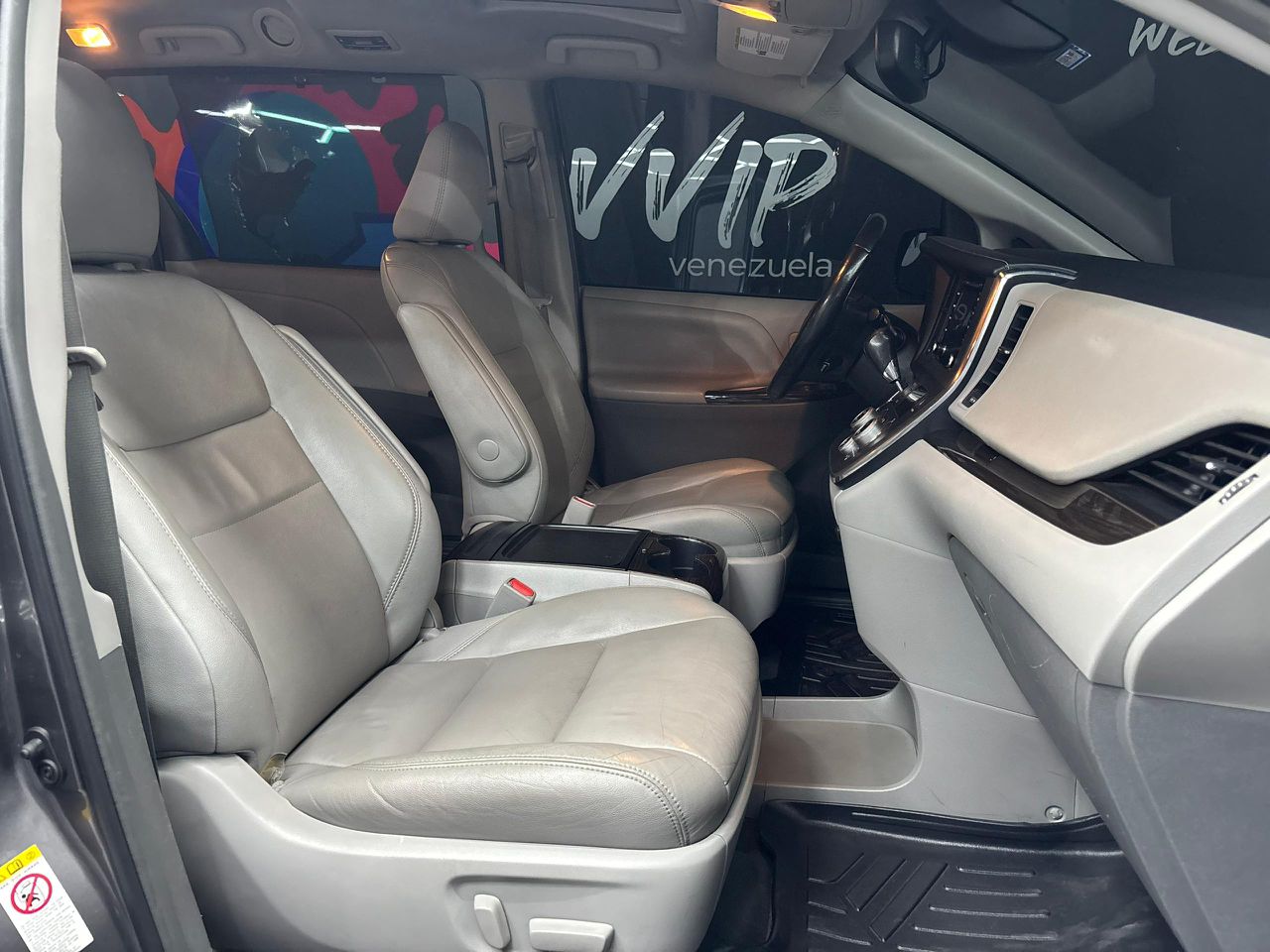 Toyota Sienna XLE- Año 2019