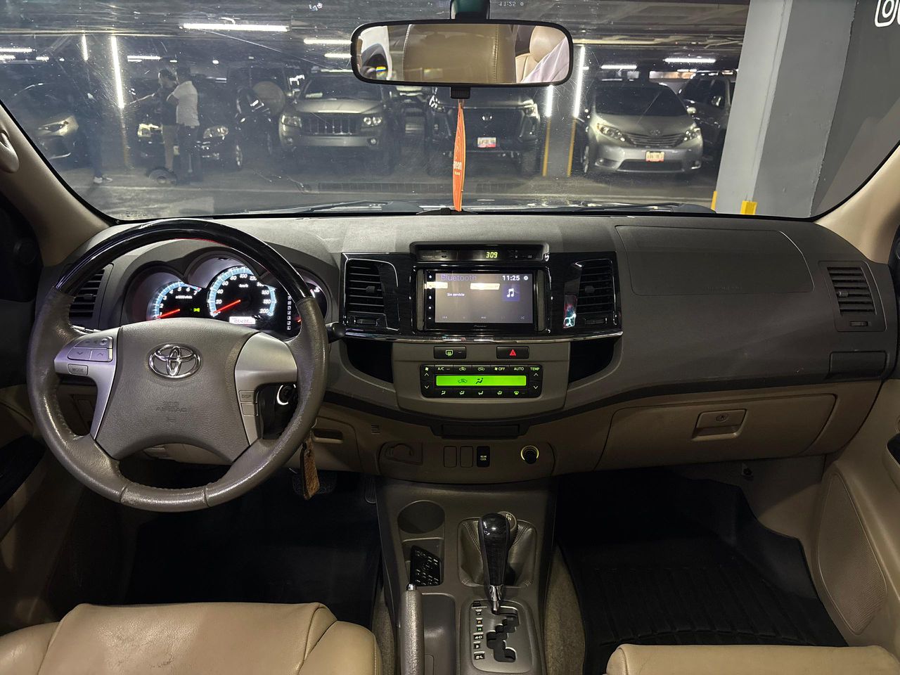 Toyota Fortuner – Año 2013