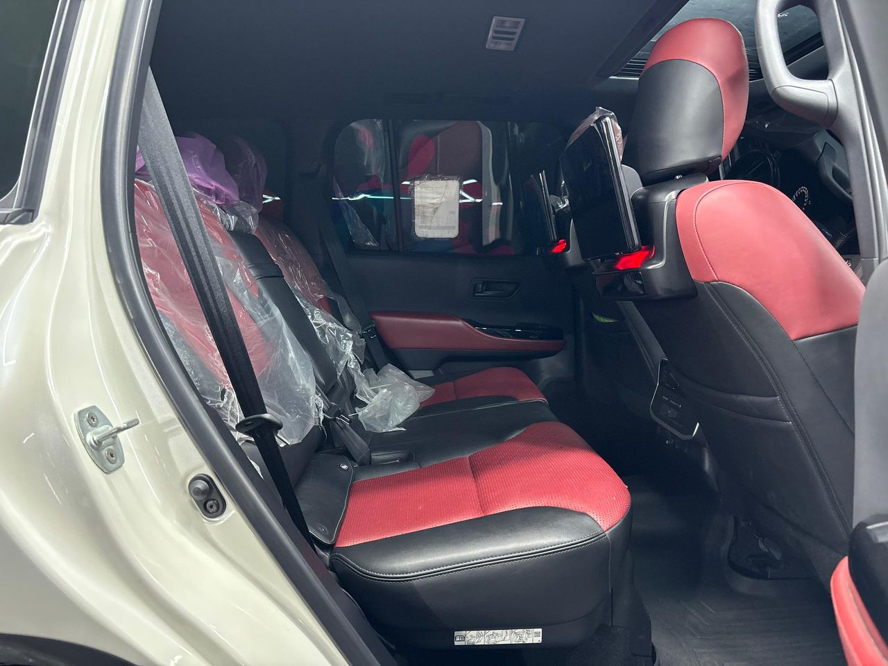 Toyota Land Cruiser Serie 300 (LC300) – Año 2024