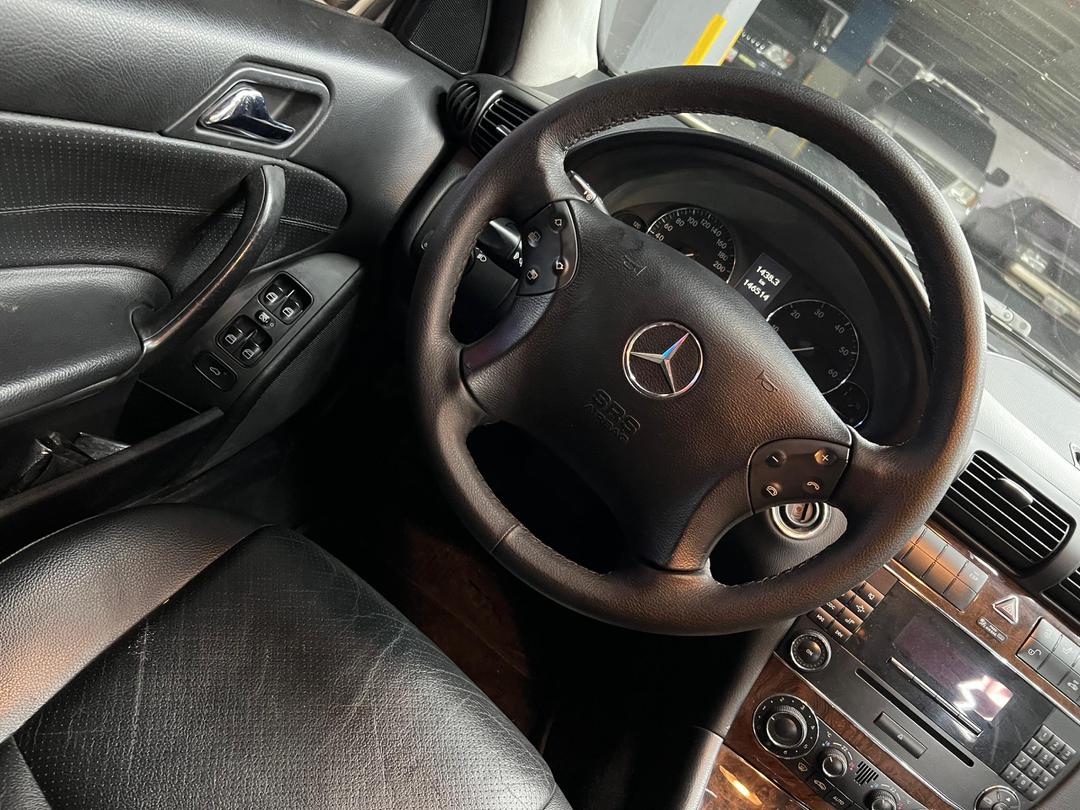 Mercedes Benz C200 Kompressor – Año 2005