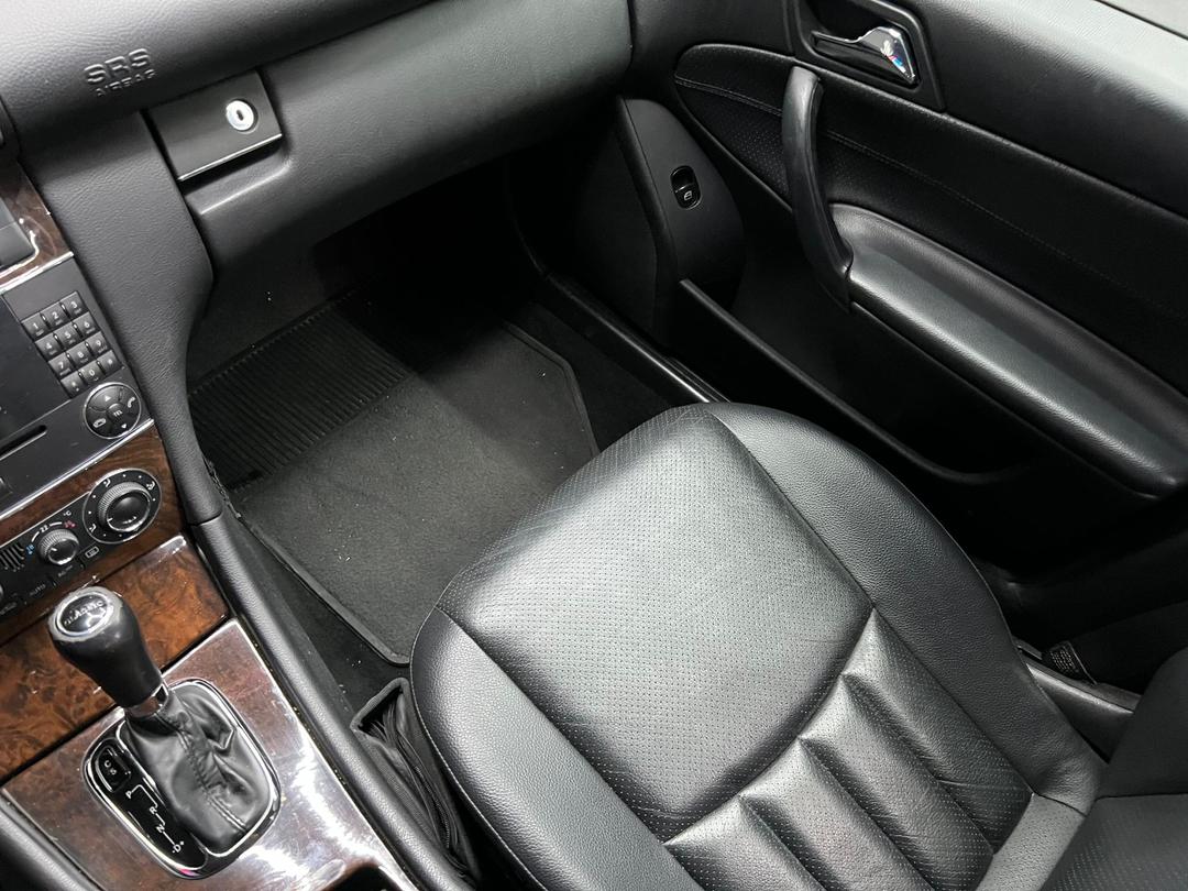 Mercedes Benz C200 Kompressor – Año 2005