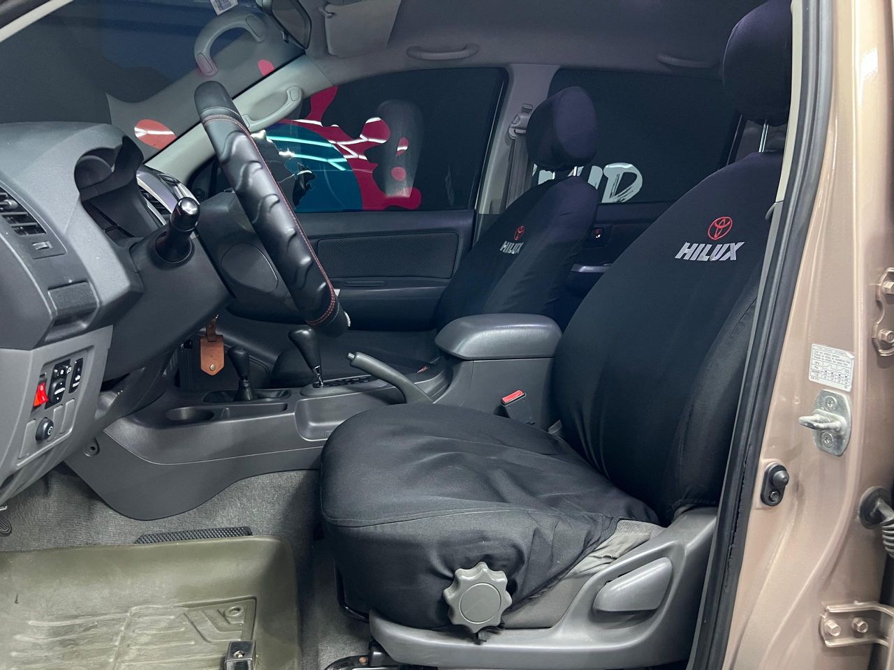 Toyota Hilux Kavak V6 4.0 – Año 2013