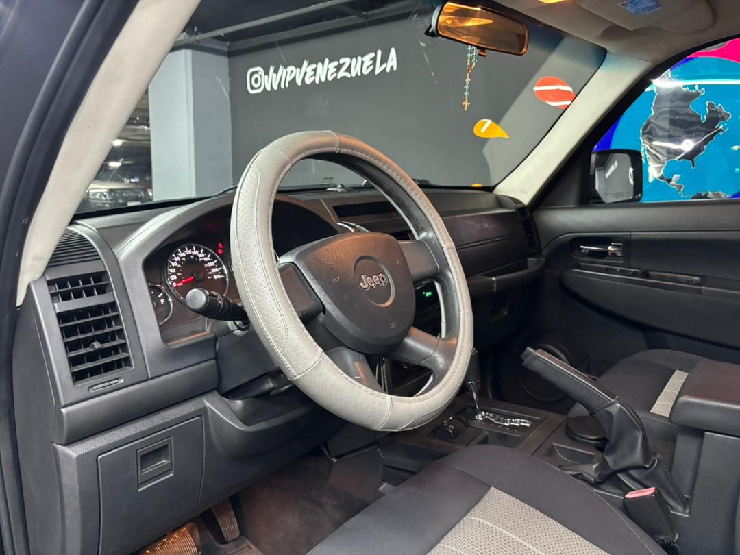 Jeep Cherokee – Año 2010