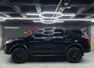 Toyota Fortuner Black Edition V6 4.0 – Año 2023