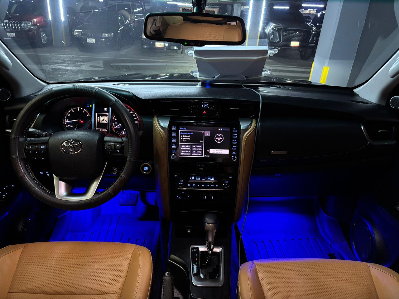 Toyota Fortuner Black Edition V6 4.0 – Año 2023