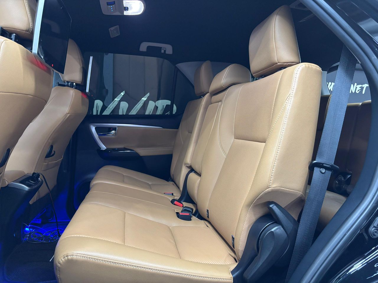 Toyota Fortuner Black Edition V6 4.0 – Año 2023