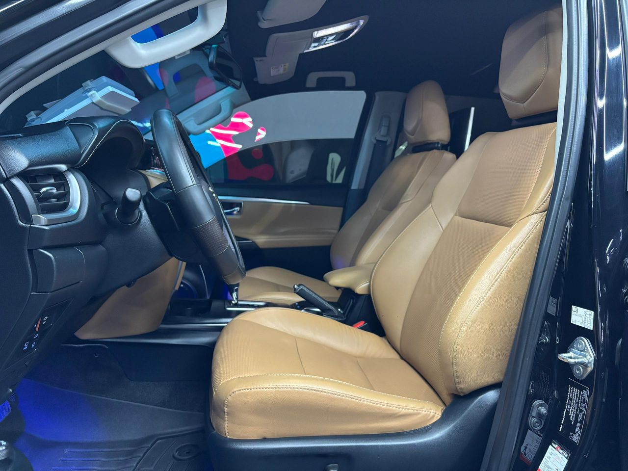 Toyota Fortuner Black Edition V6 4.0 – Año 2023