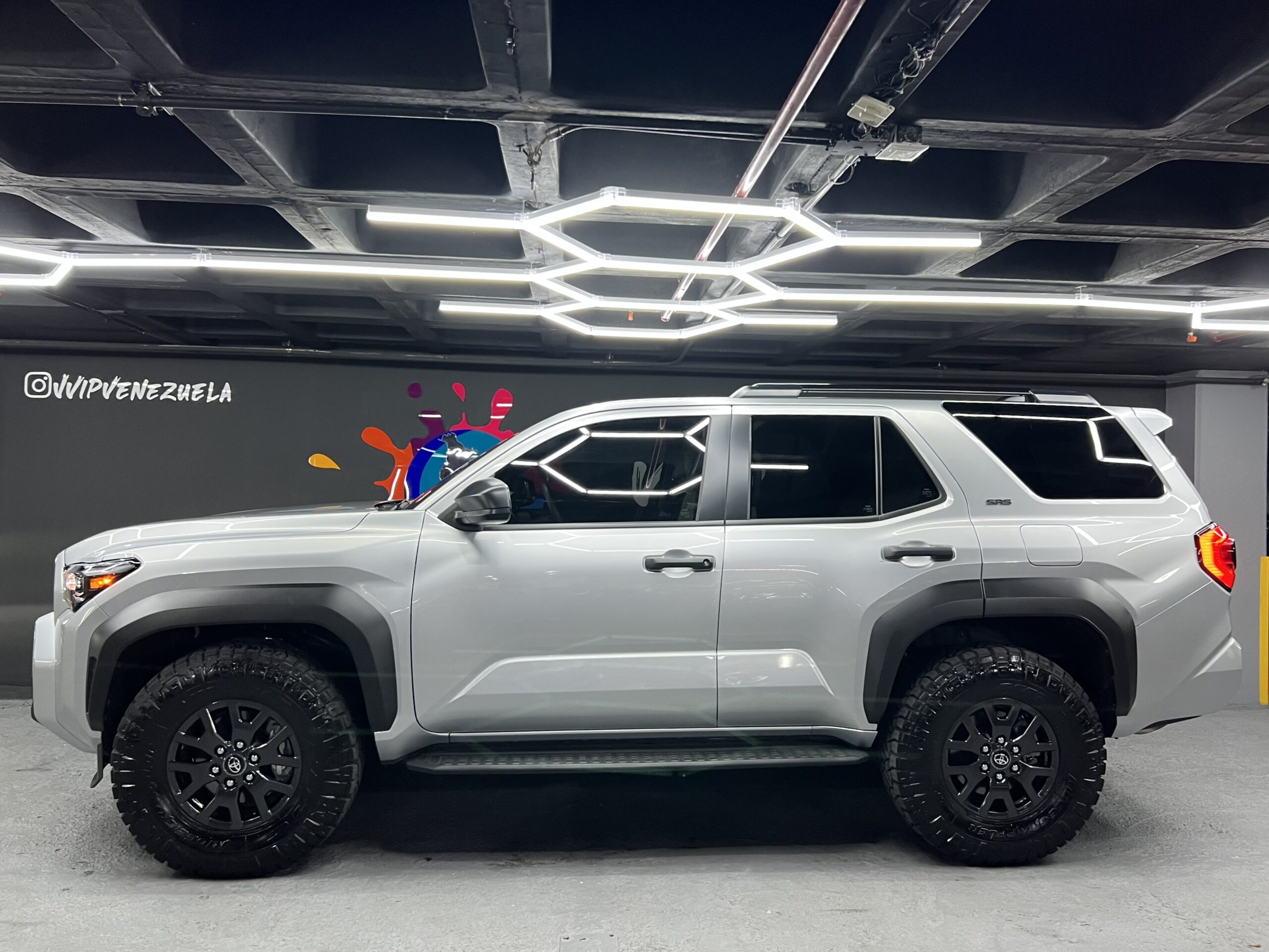 Toyota 4Runner SR5 – Año 2025