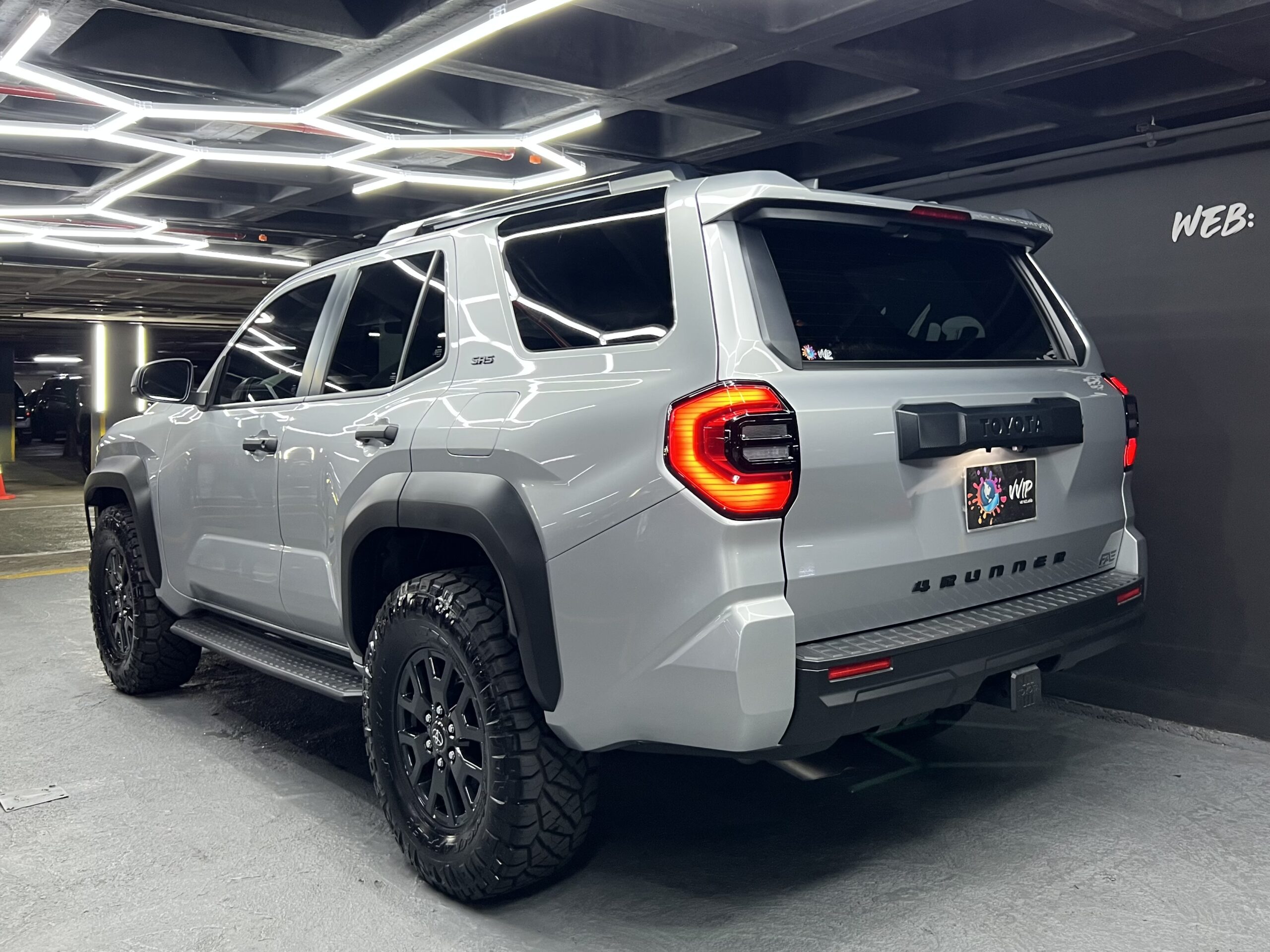 Toyota 4Runner SR5 – Año 2025