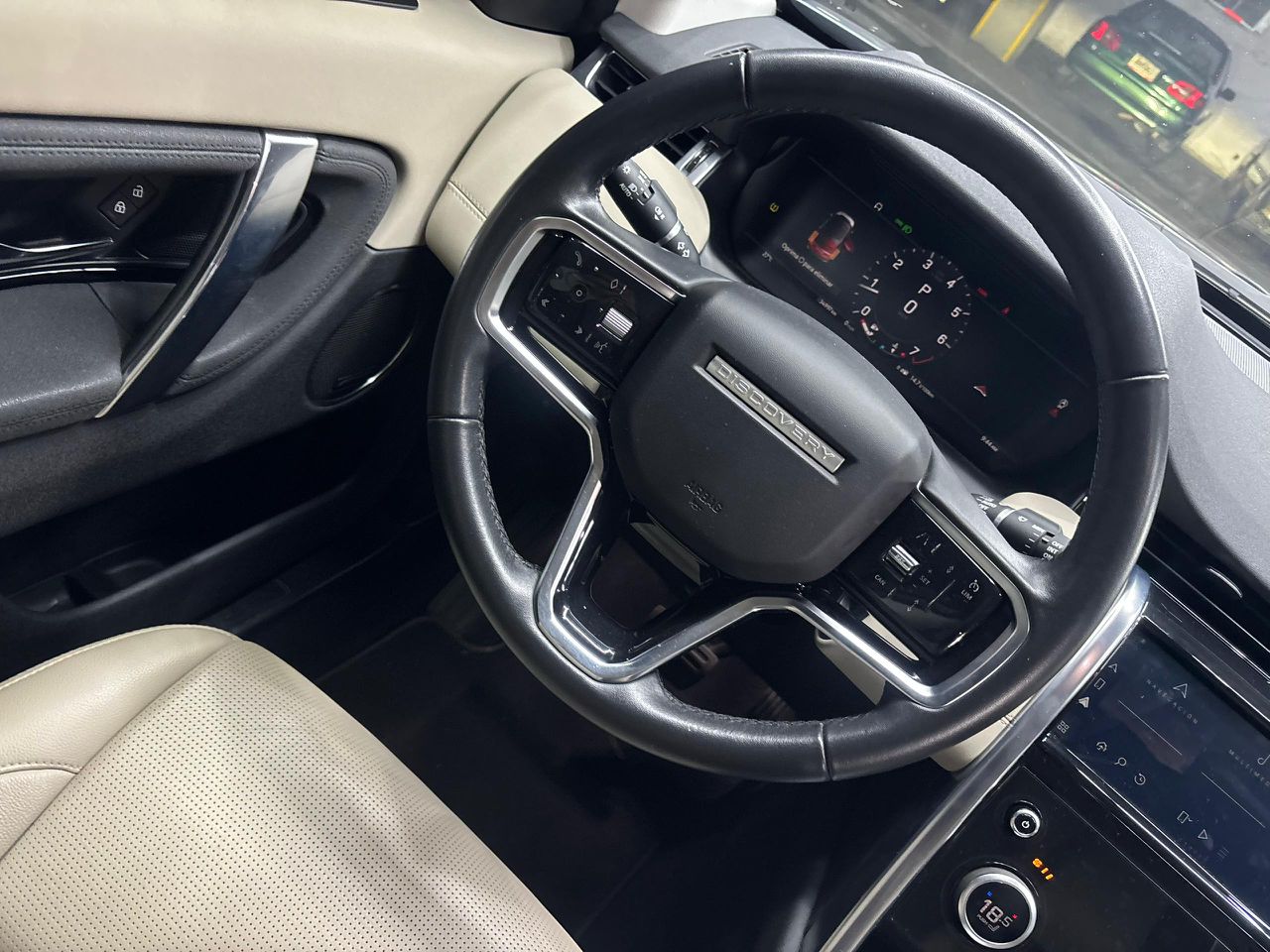 Land Rover Range Rover Discovery Sport – Año 2023
