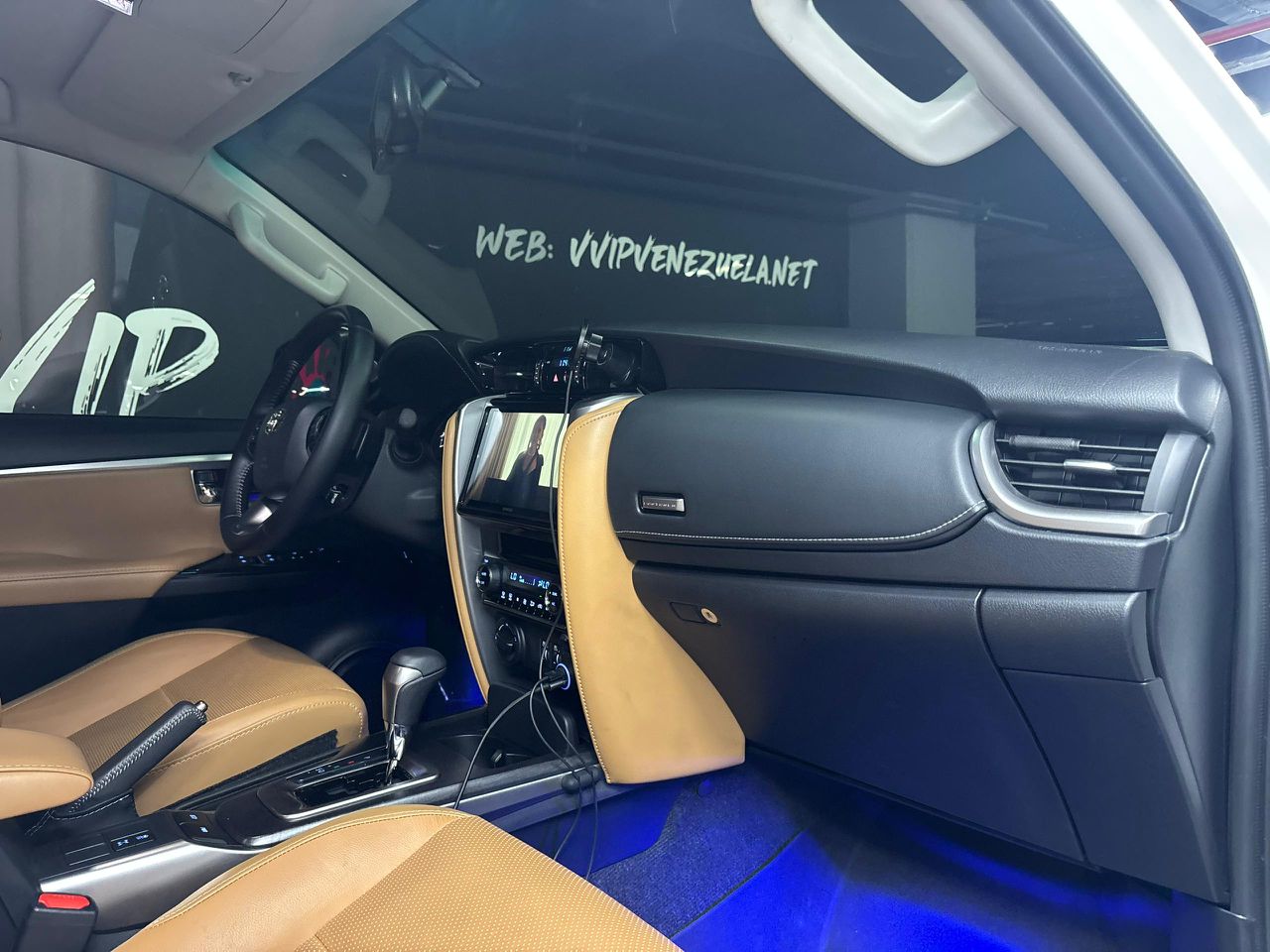 Toyota Fortuner VXR V6 – Año 2024