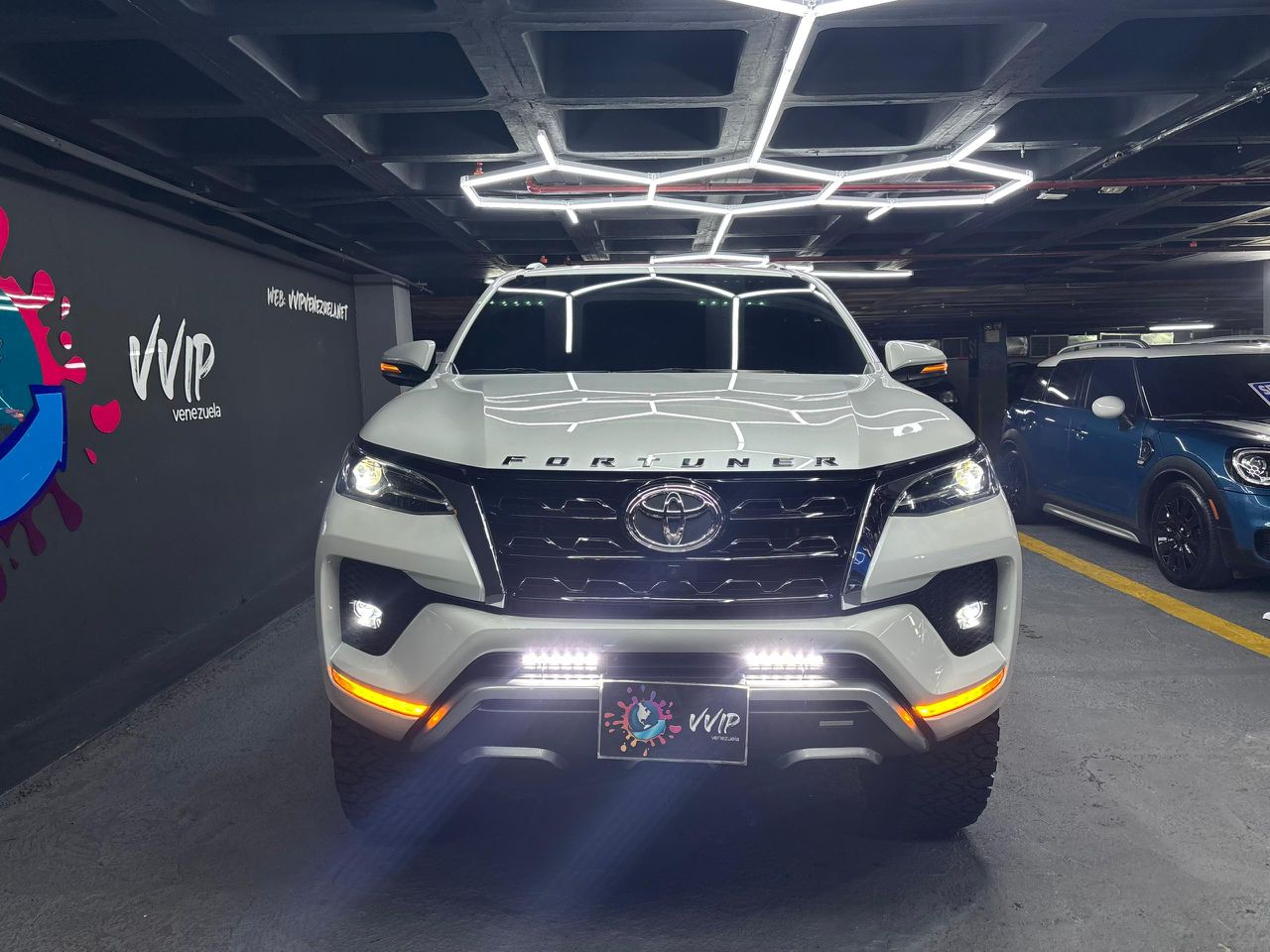Toyota Fortuner VXR V6 – Año 2024