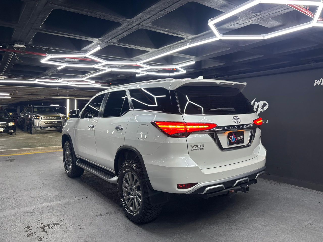 Toyota Fortuner VXR V6 – Año 2024