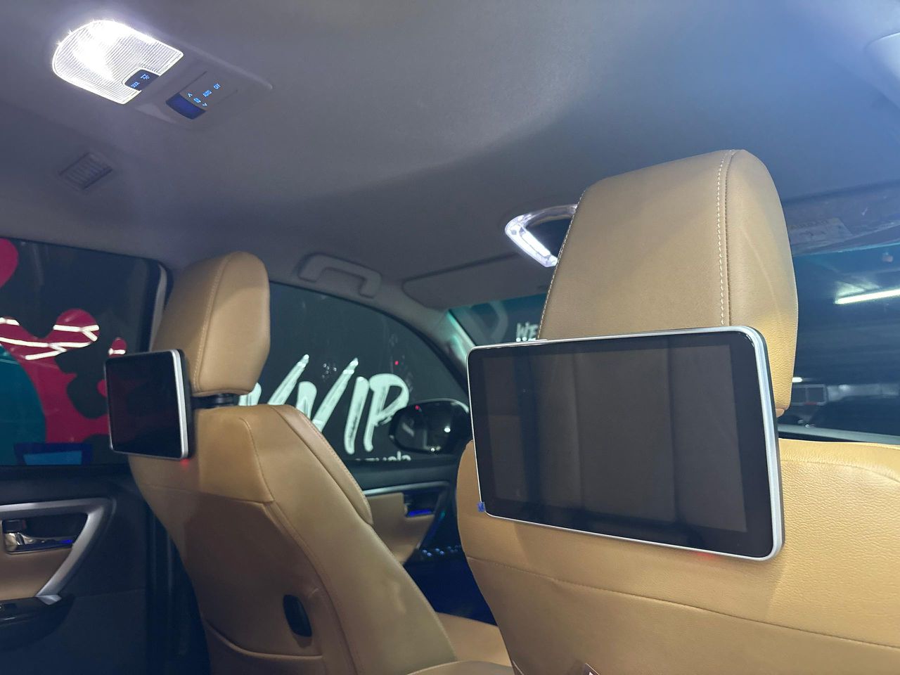 Toyota Fortuner VXR V6 – Año 2024