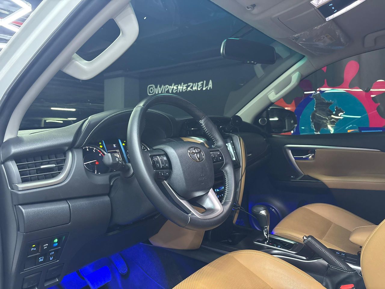 Toyota Fortuner VXR V6 – Año 2024