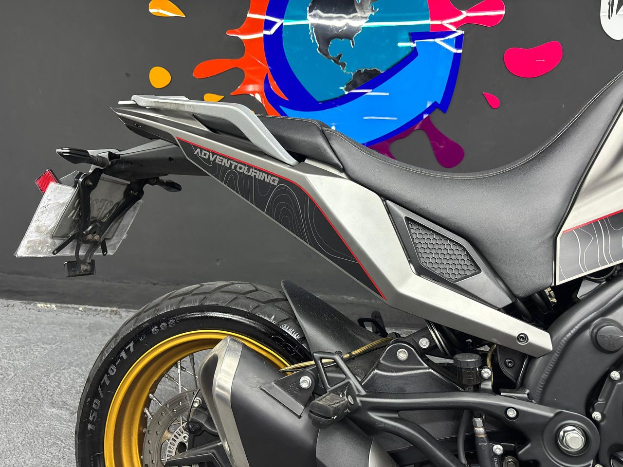 Morini X-Cape 649 – Año 2024