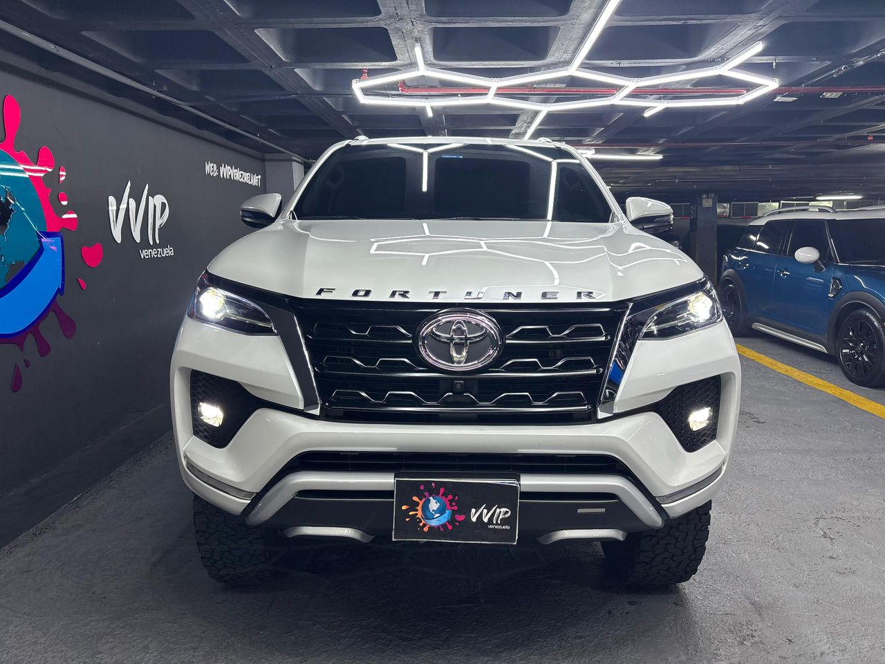 Toyota Fortuner Dubai SR5 – Año 2024