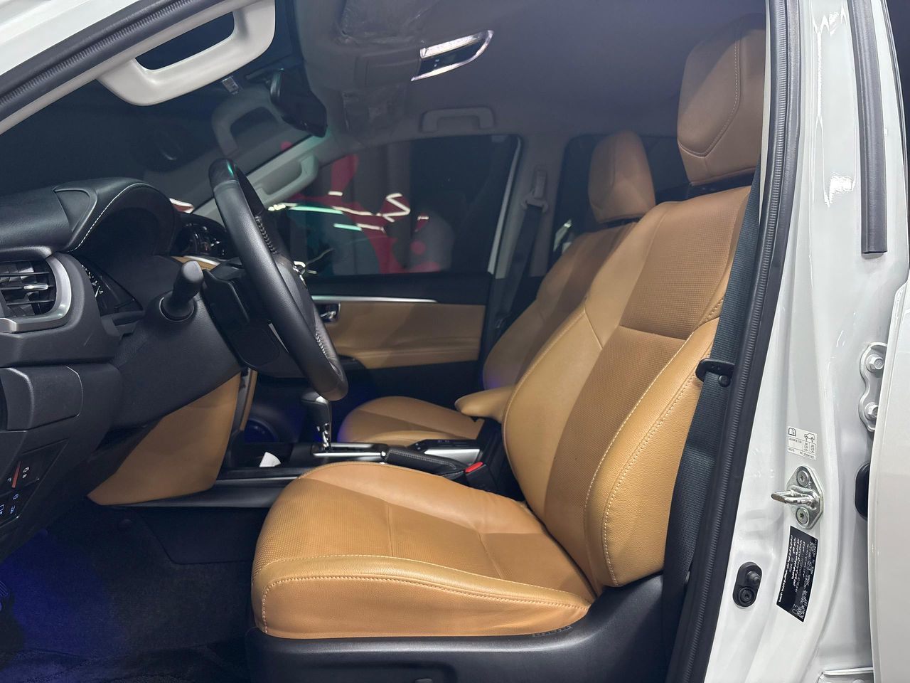 Toyota Fortuner Dubai SR5 – Año 2024