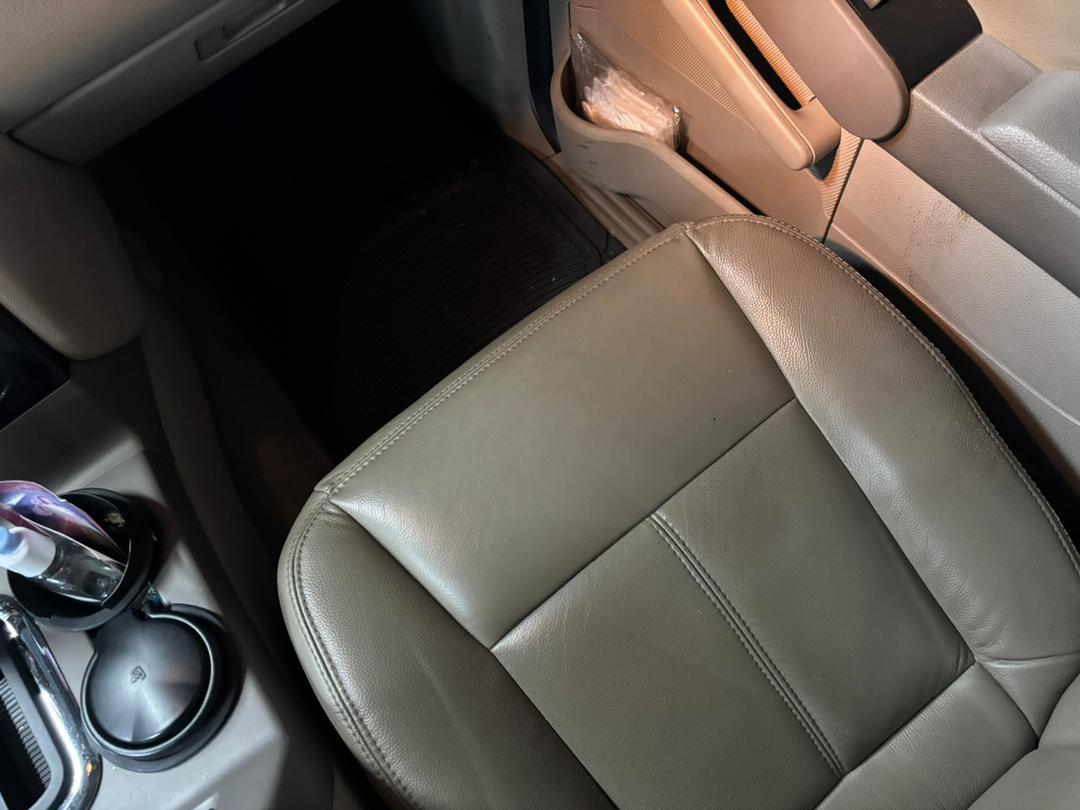 Ford Explorer Eddie Bauer – Año 2011