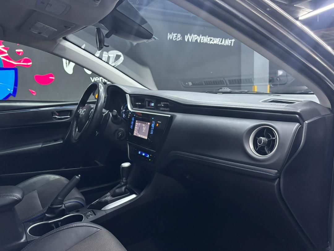 Toyota Corolla SE – Año 2017